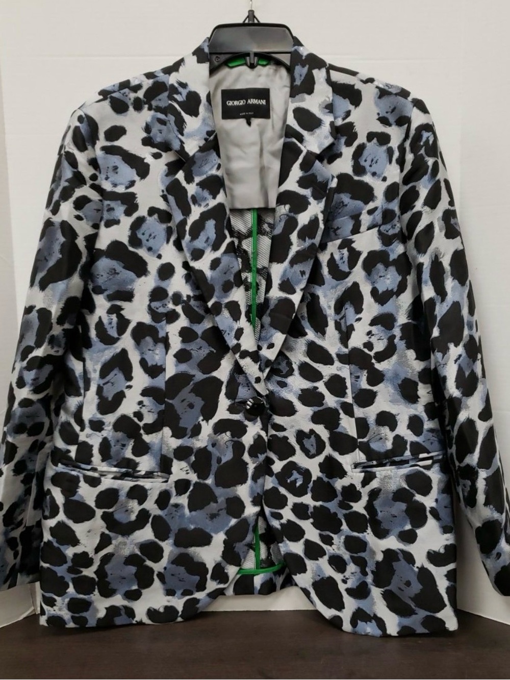Giorgio Armani Leopard Blazer Womens Silk Blend Single Breasted Italy $3801 MSRP